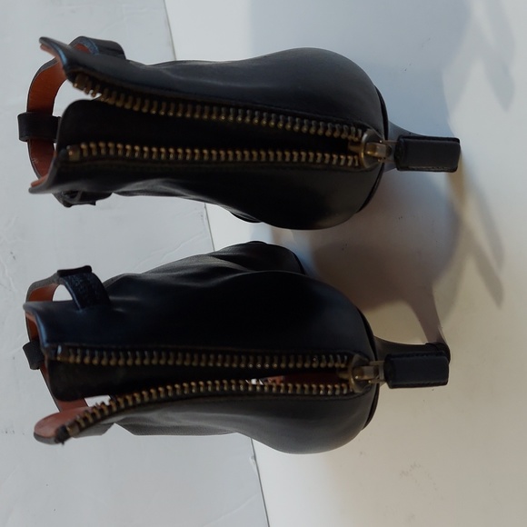 Givenchy Zipper Back T Strap Black Open Toe Short Boot Good Condition 37.5 - Picture 9 of 14